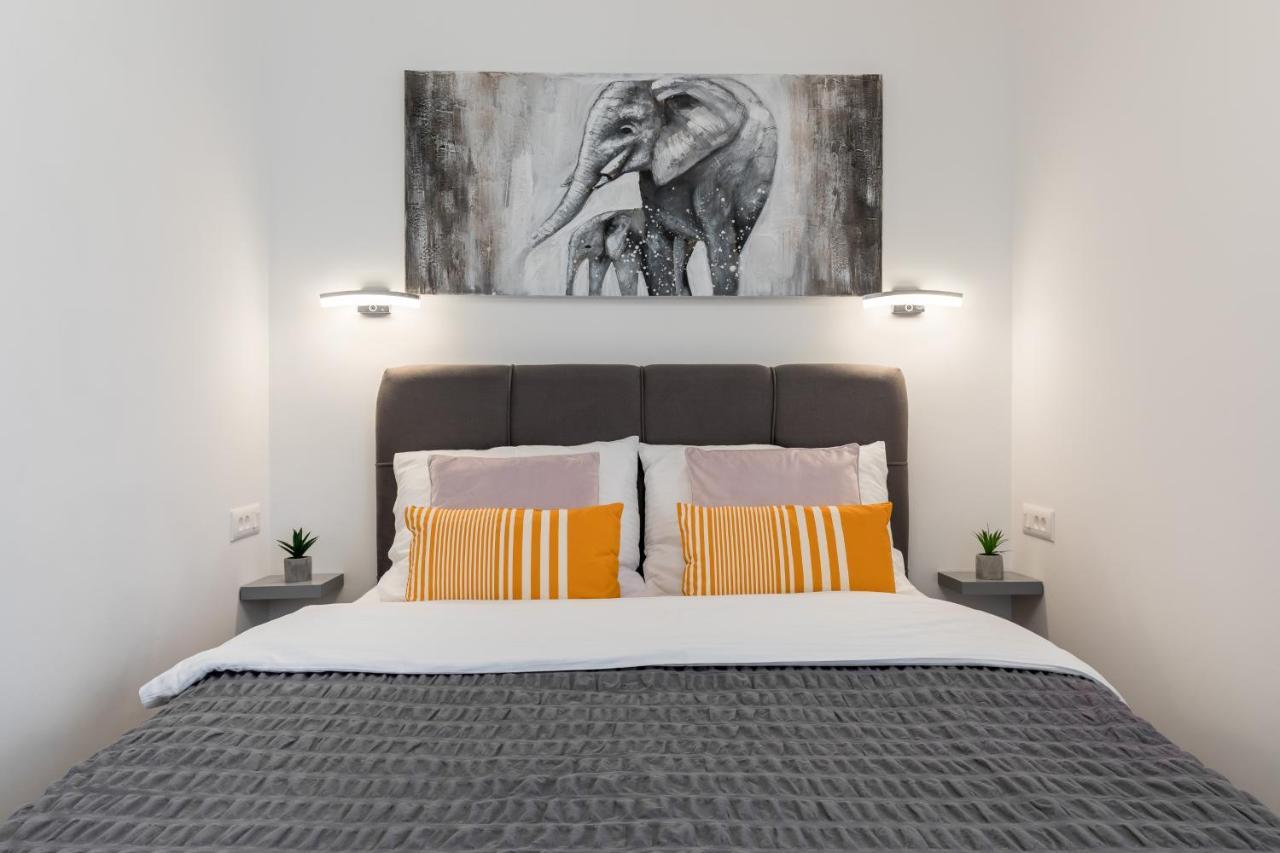 Elysian Zen Luxury Apartment - Two Bedroom Apartment With Terrace And Sea View Split Exterior photo